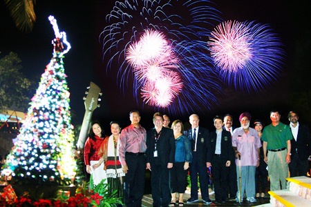 This year is a celebration of the 9th Christmas Charity Light-up Party on Saturday, December 4 at the Hall of Fame Ballroom.